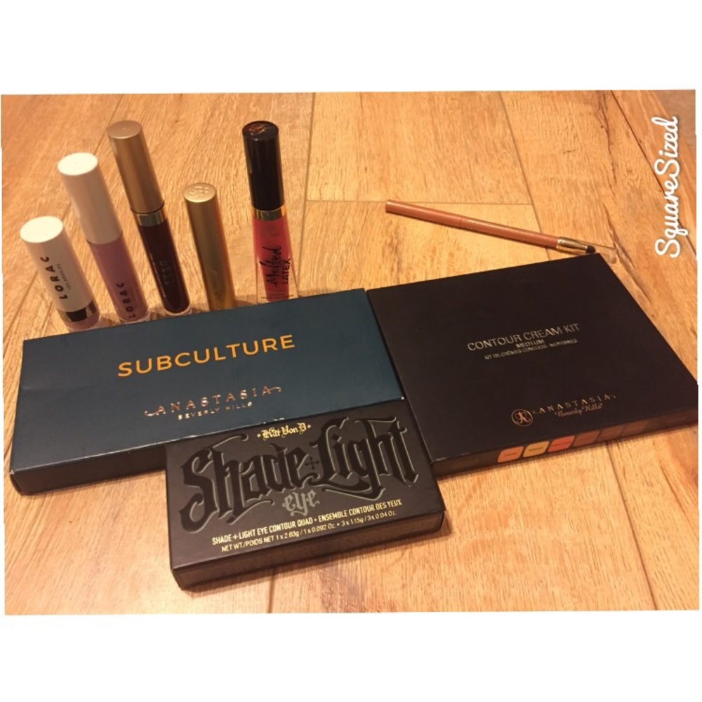 ❌ SOLD (9) Piece Palette and Lippie Set ❌